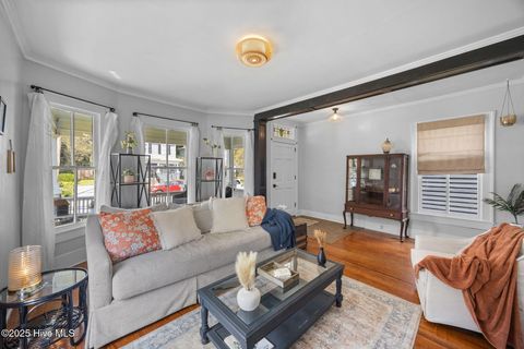 Tiny photo for 743 W 2nd Street, Washington, NC 27889 (MLS # 100530908)
