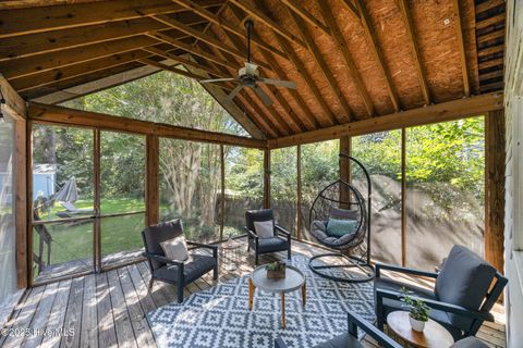 Tiny photo for 743 W 2nd Street, Washington, NC 27889 (MLS # 100530908)