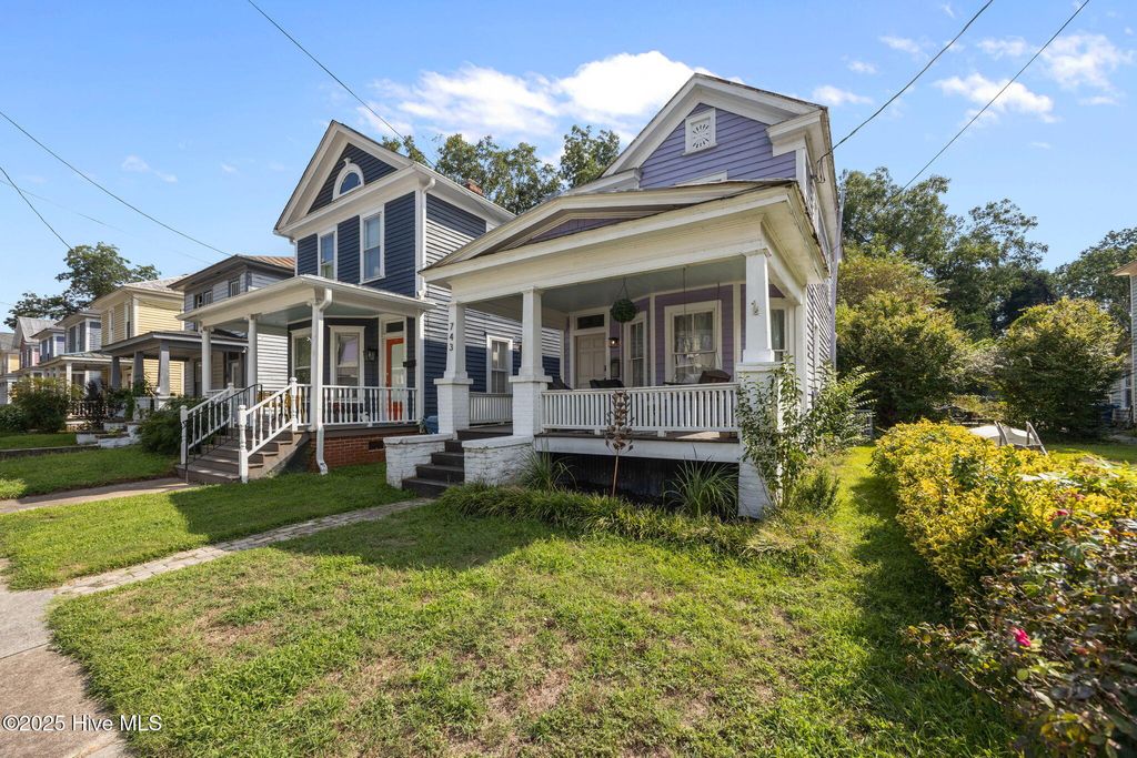 Photo of 743 W 2nd Street, Washington, NC 27889 (MLS # 100530908)