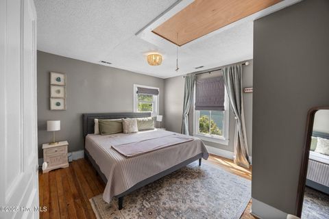 Tiny photo for 743 W 2nd Street, Washington, NC 27889 (MLS # 100530908)