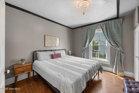 Tiny photo for 743 W 2nd Street, Washington, NC 27889 (MLS # 100530908)