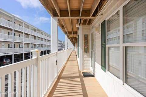 A home in Oak Island