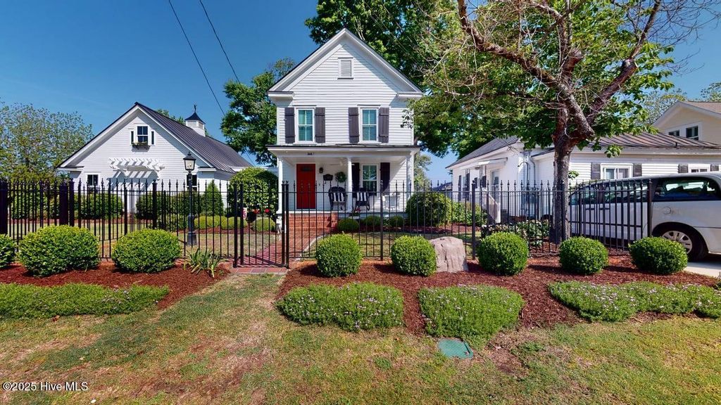 Photo of 305 Anne Street, Jacksonville, NC 28540 (MLS # 100502870)
