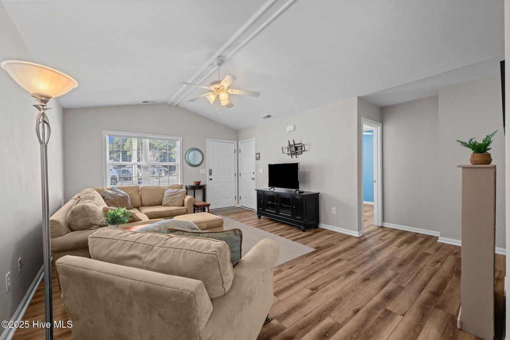 Photo of 113 English Ivy Lane, New Bern, NC 28562 (MLS # 100543053)