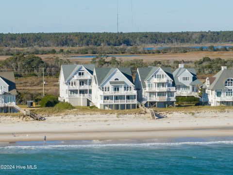 A home in North Topsail Beach