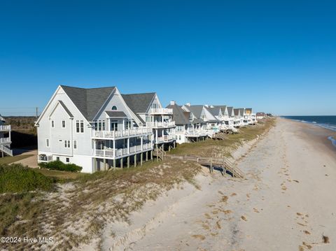 A home in North Topsail Beach