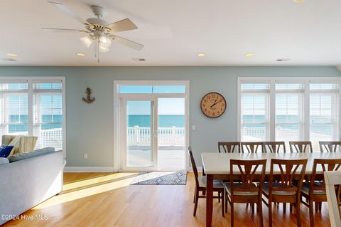 A home in North Topsail Beach