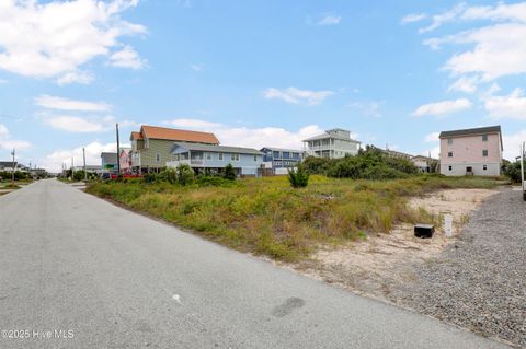 Tiny photo for 1110 N Topsail Drive N, Surf City, NC 28445 (MLS # 100538393)