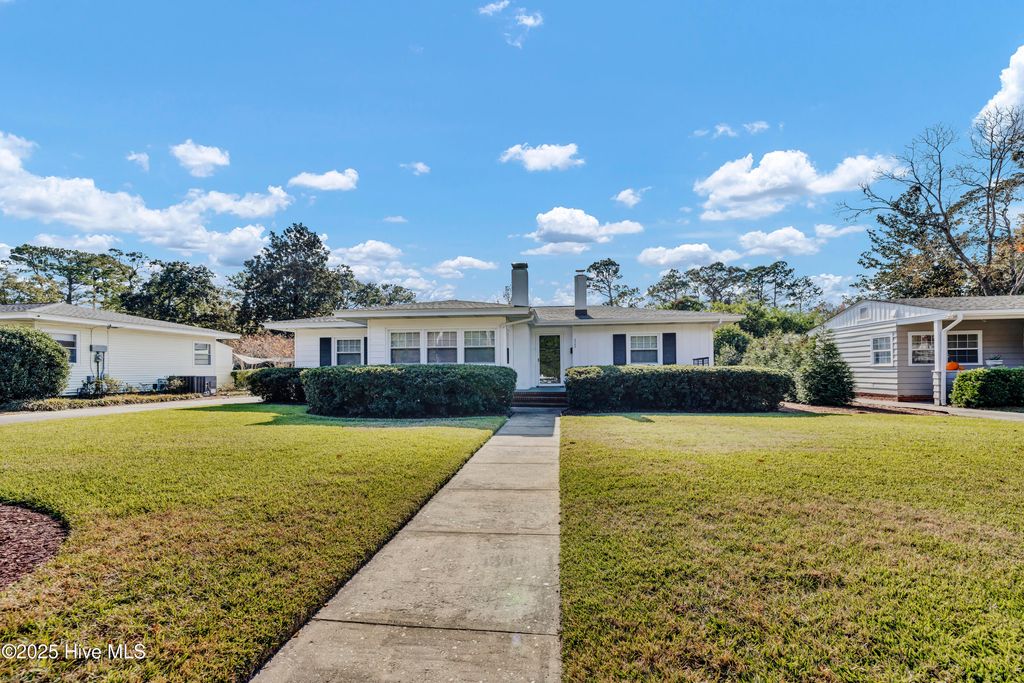 Photo of 2302 Camellia Drive, Wilmington, NC 28403 (MLS # 100542493)