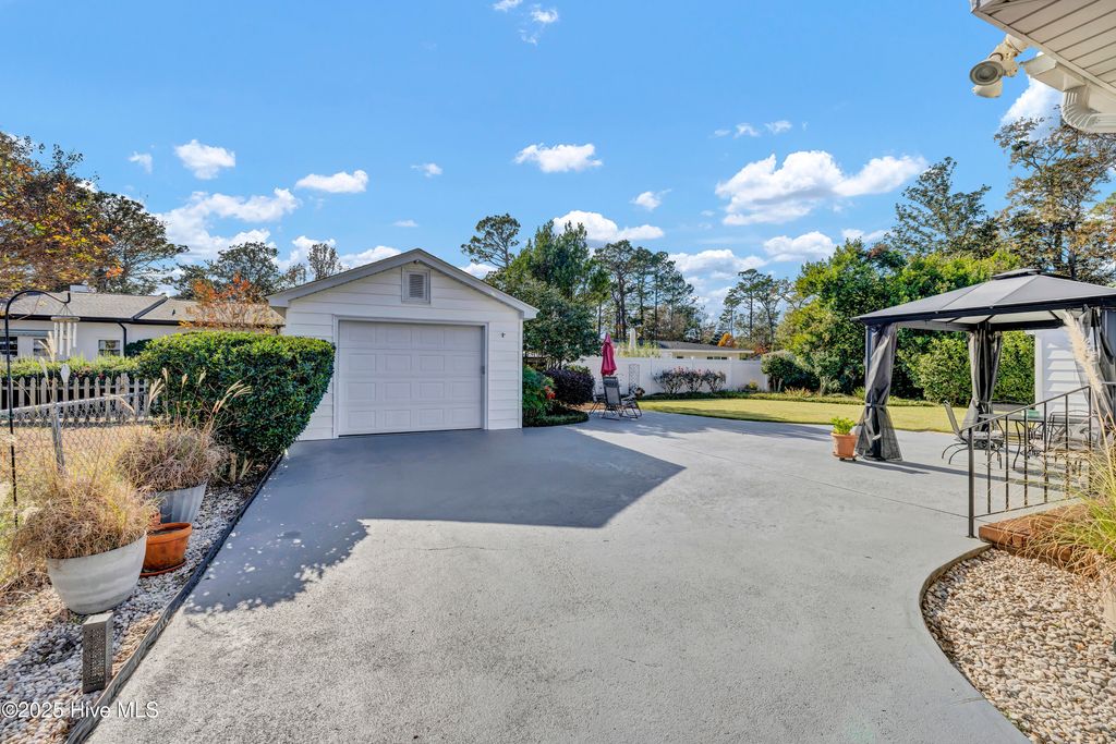 Photo of 2302 Camellia Drive, Wilmington, NC 28403 (MLS # 100542493)
