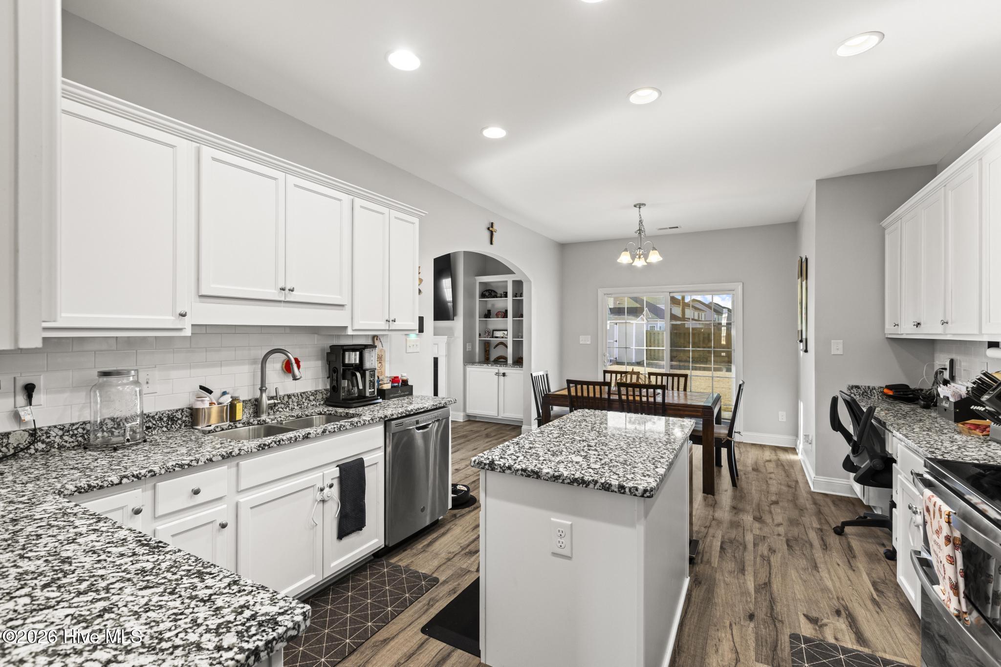 403 Anchor Hitch Court