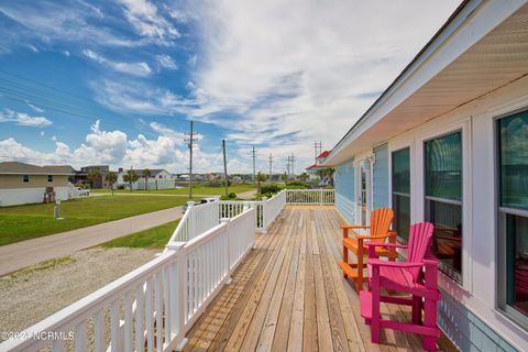 A home in North Topsail Beach