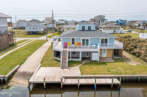 A home in North Topsail Beach