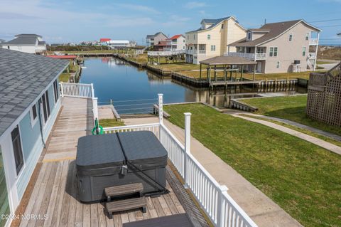 A home in North Topsail Beach