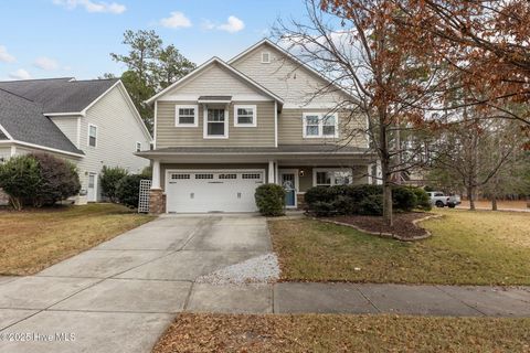 Photo of 725 Legacy Lakes Way, Aberdeen, NC 28315 (MLS # 100544301)