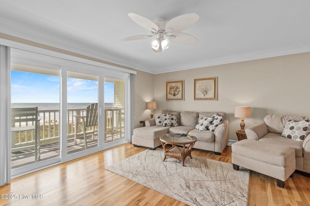 Photo of 612 N Carolina Beach Avenue #3a, Carolina Beach, NC 28428 (MLS # 100511938)