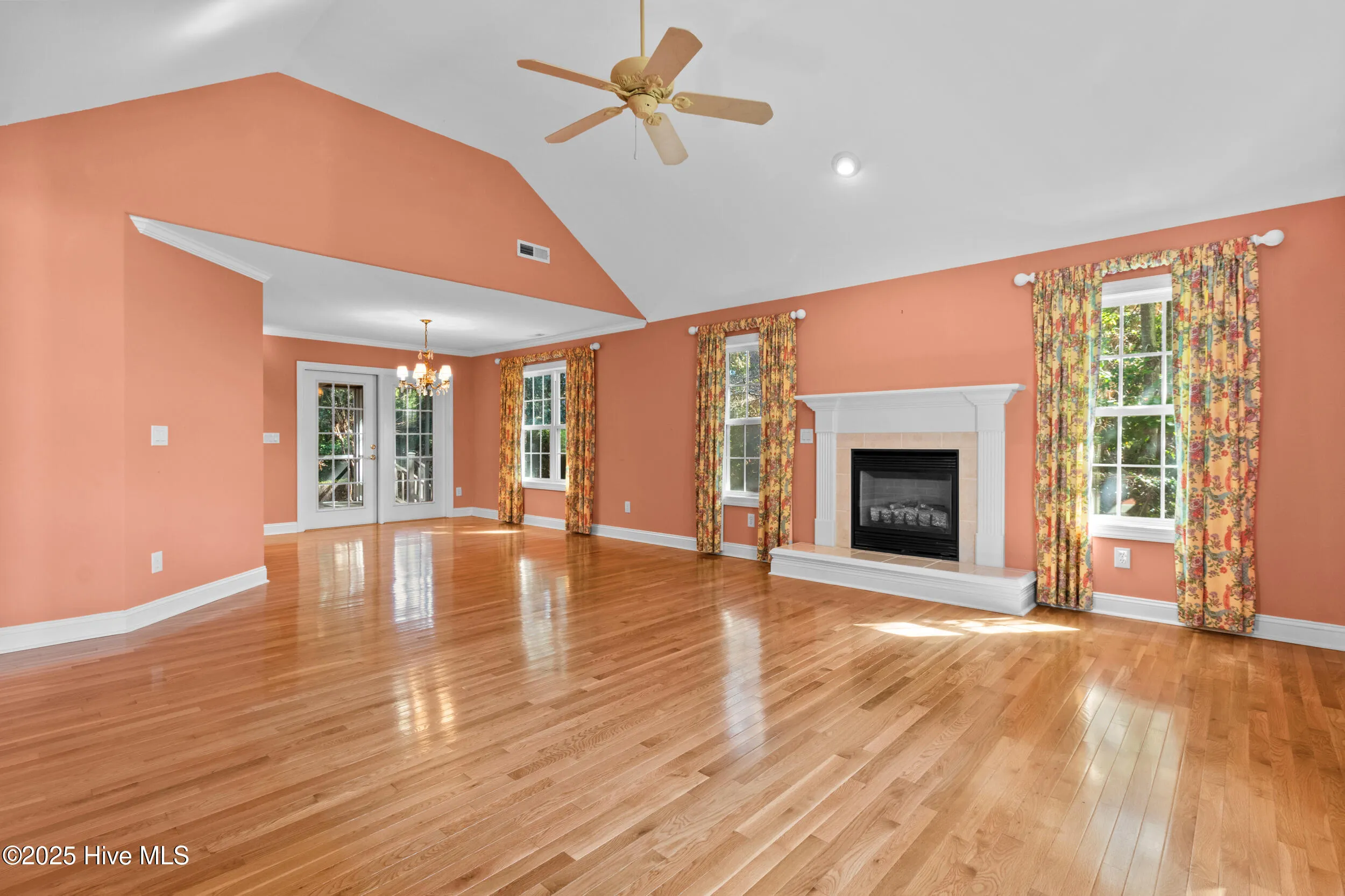 Wilmington, North Carolina 28409, United States, 3 Bedrooms Bedrooms, ,3 BathroomsBathrooms,Residential,Active,237416