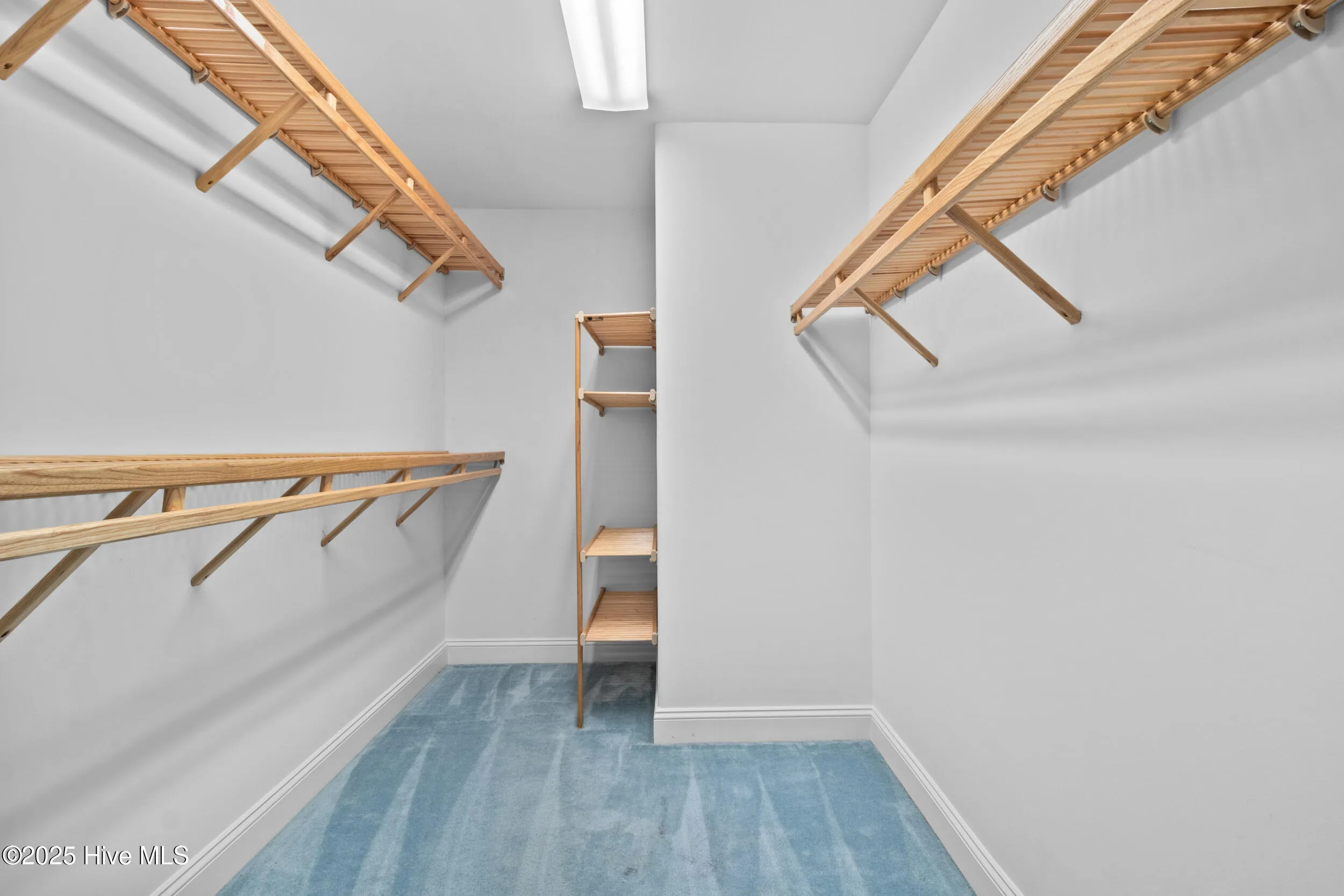 Wilmington, North Carolina 28409, United States, 3 Bedrooms Bedrooms, ,3 BathroomsBathrooms,Residential,Active,237416