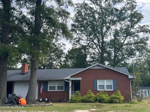 A home in La Grange