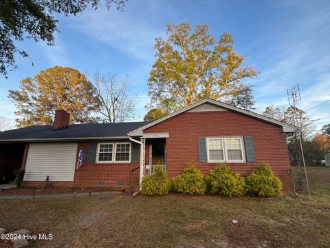 A home in La Grange