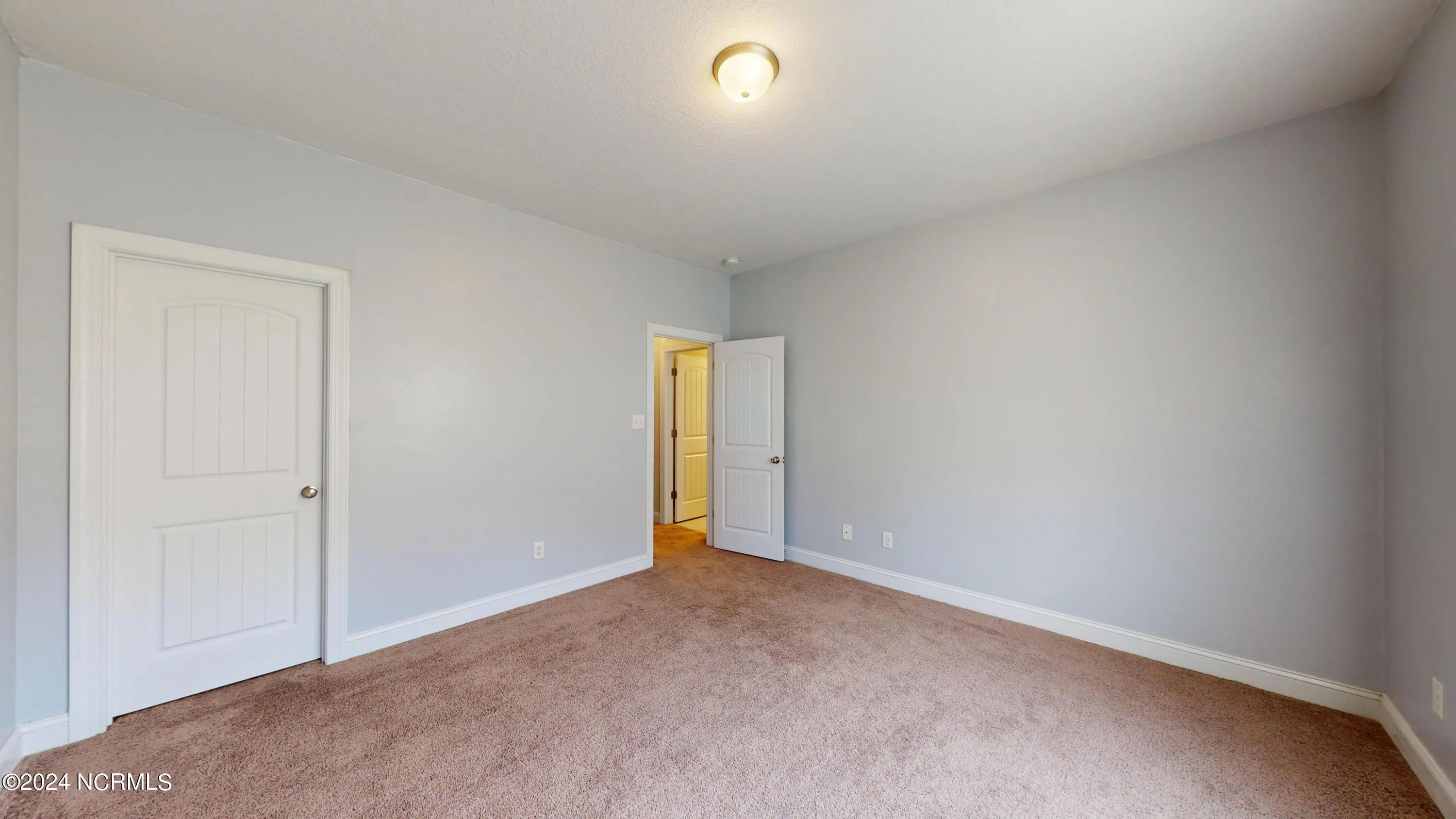 Jacksonville, North Carolina 28546, United States, 3 Bedrooms Bedrooms, ,2 BathroomsBathrooms,Residential,Pending,49867