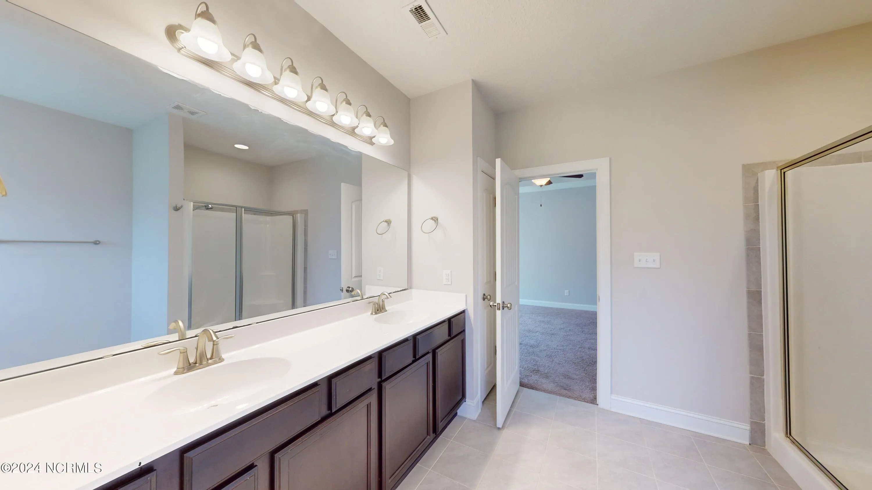 Jacksonville, North Carolina 28546, United States, 3 Bedrooms Bedrooms, ,2 BathroomsBathrooms,Residential,Pending,49867