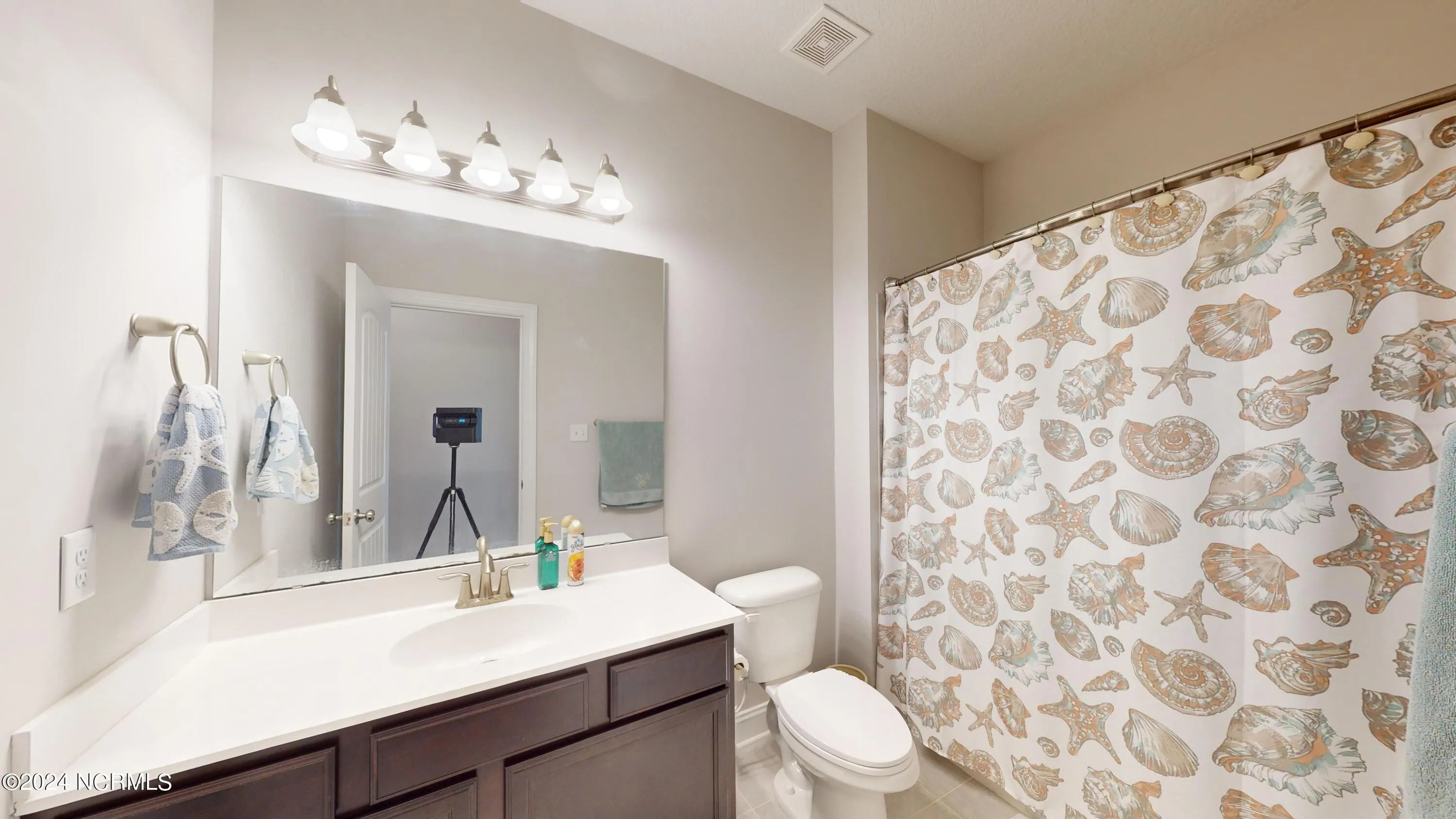 Jacksonville, North Carolina 28546, United States, 3 Bedrooms Bedrooms, ,2 BathroomsBathrooms,Residential,Pending,49867