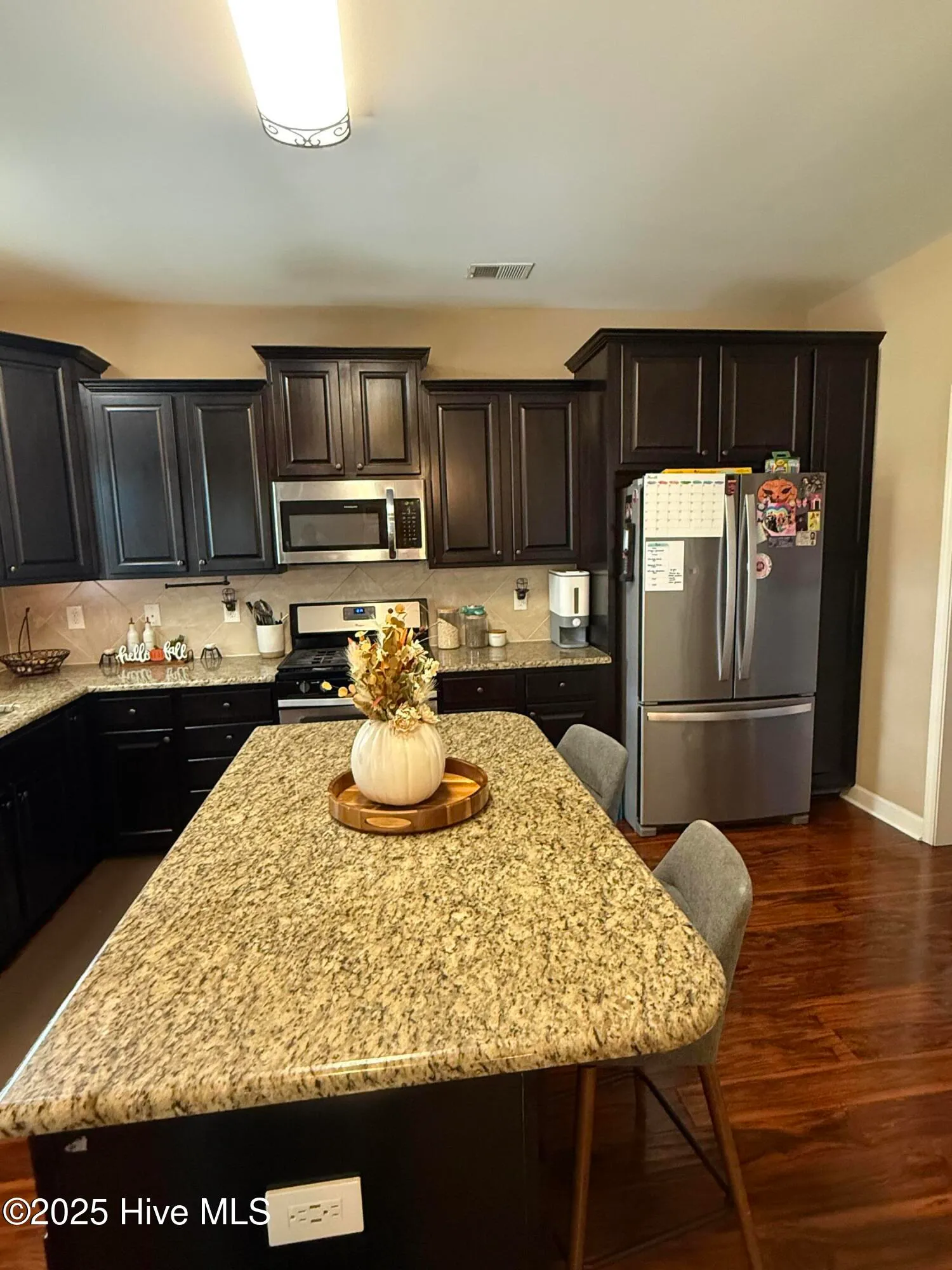 Pikeville, North Carolina 27863, United States, 4 Bedrooms Bedrooms, ,3 BathroomsBathrooms,Residential,Pending,201551