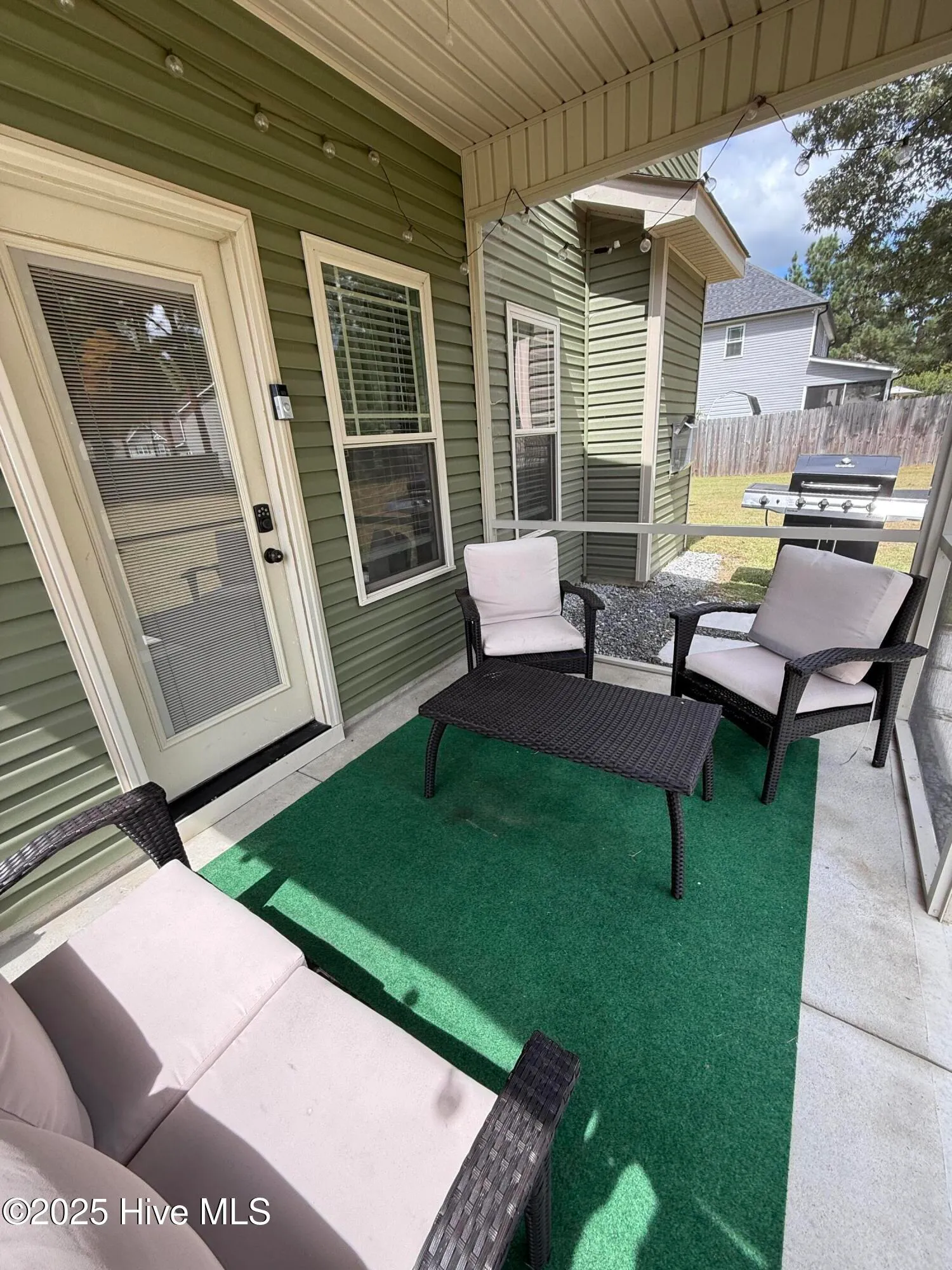 Pikeville, North Carolina 27863, United States, 4 Bedrooms Bedrooms, ,3 BathroomsBathrooms,Residential,Pending,201551