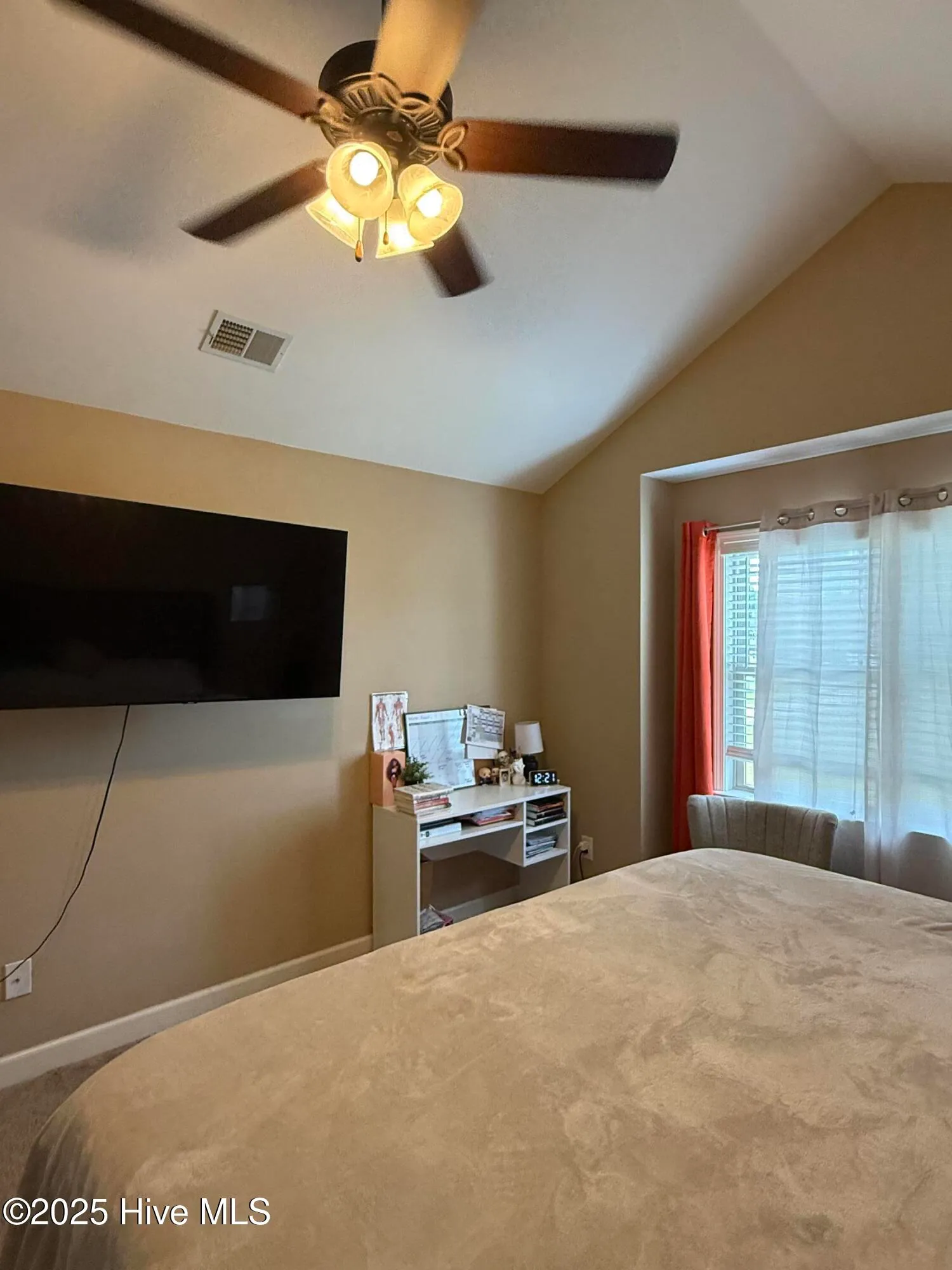 Pikeville, North Carolina 27863, United States, 4 Bedrooms Bedrooms, ,3 BathroomsBathrooms,Residential,Pending,201551