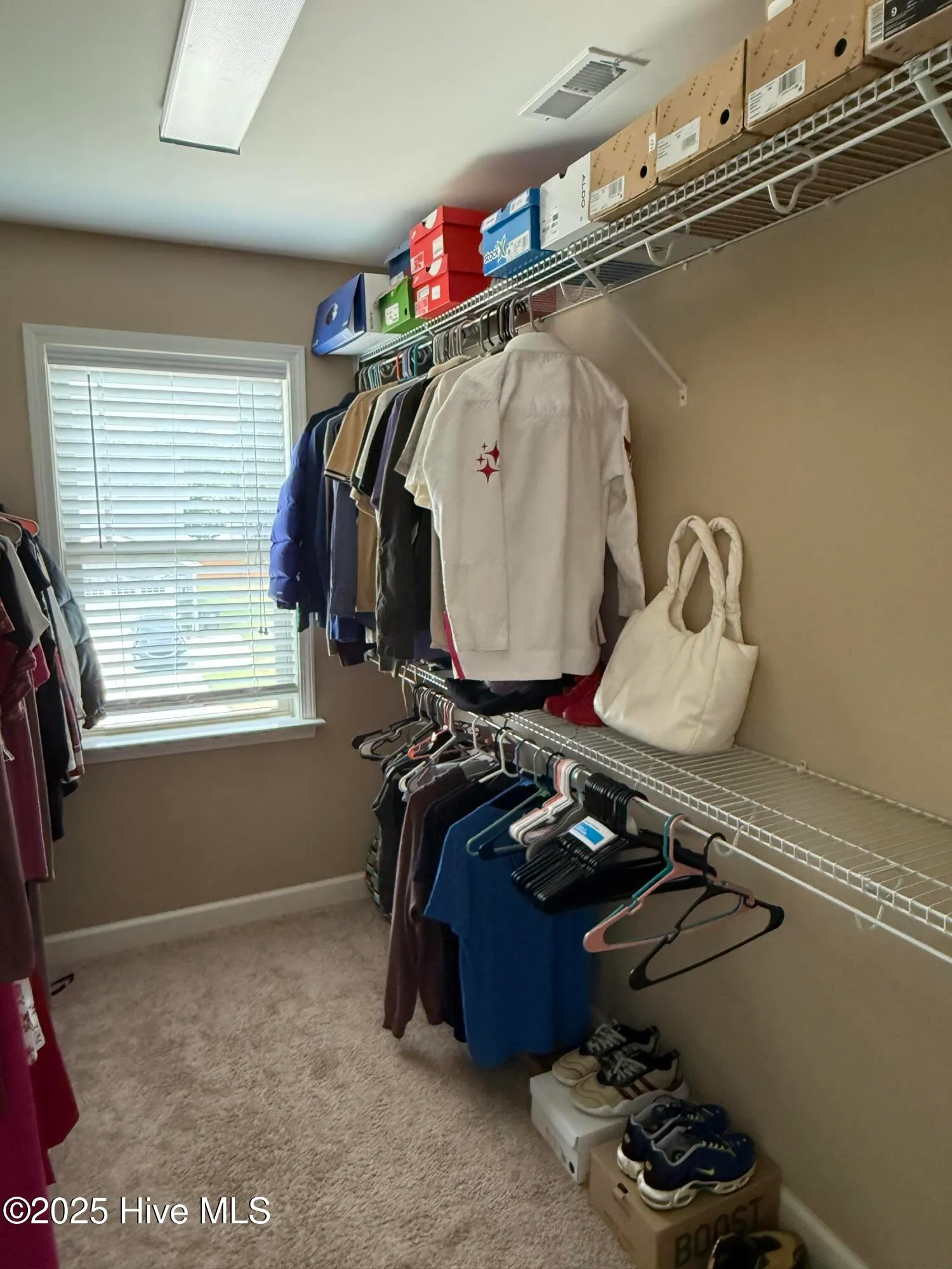 Pikeville, North Carolina 27863, United States, 4 Bedrooms Bedrooms, ,3 BathroomsBathrooms,Residential,Pending,201551