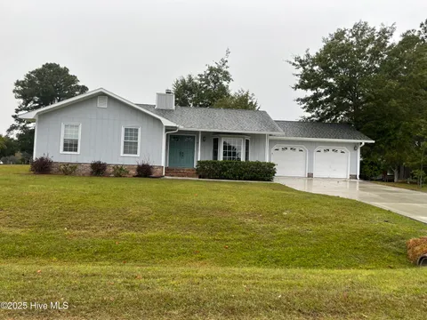 MLS: 100495316