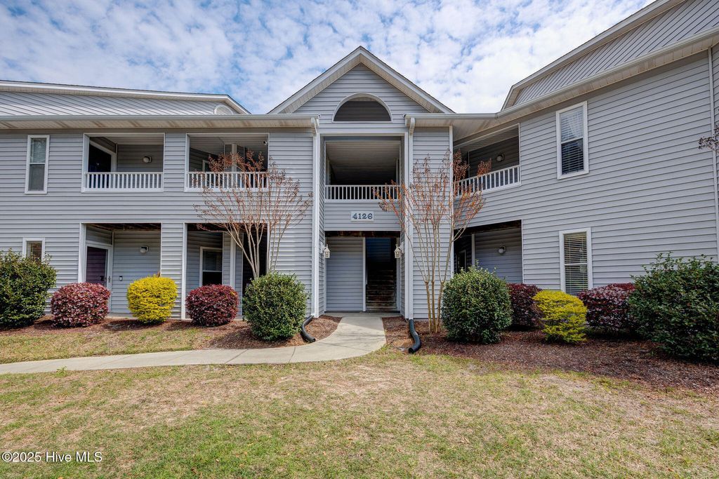 Photo of 4126 Breezewood Drive #Apt 101, Wilmington, NC 28412 (MLS # 100498042)