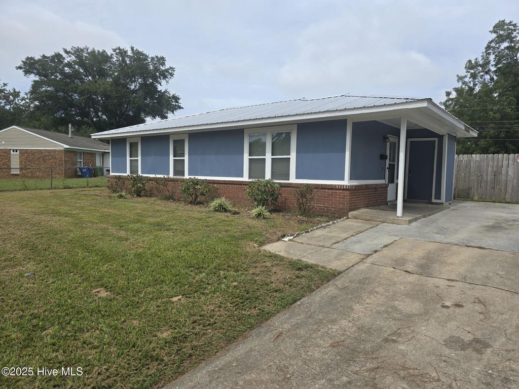 Photo of 2603 Mcclammy Street, Wilmington, NC 28405 (MLS # 100532580)