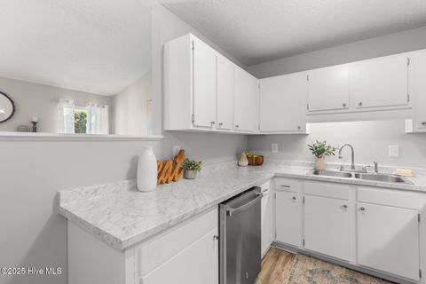 Tiny photo for 116 Marlene Drive, Jacksonville, NC 28546 (MLS # 100543077)