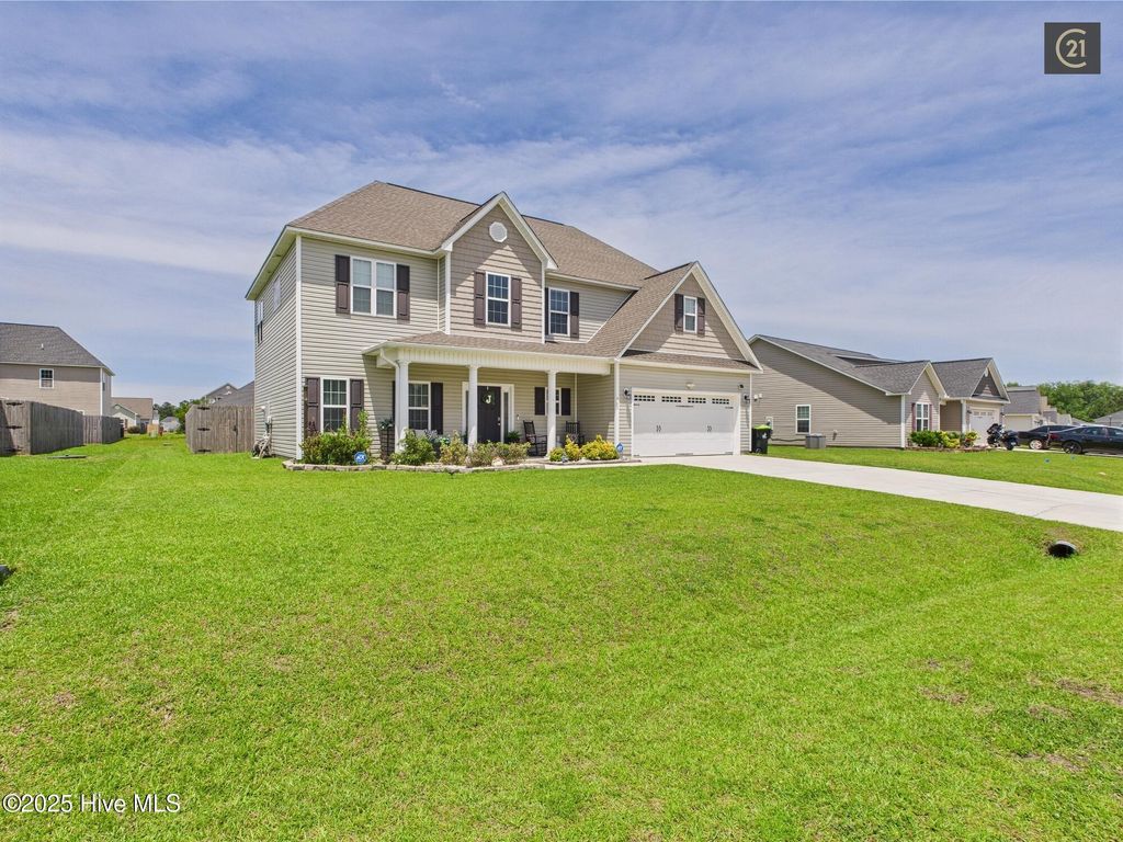 Photo of 703 Kiwi Stone Circle, Jacksonville, NC 28546 (MLS # 100510922)