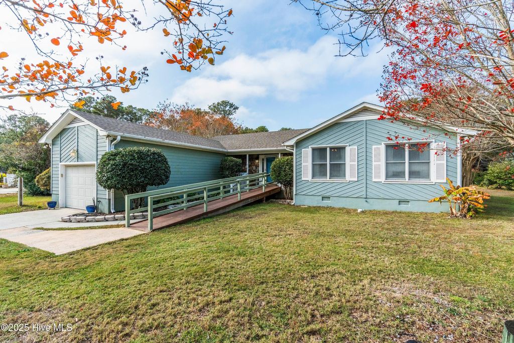 Photo of 8116 Schooner Place, Wilmington, NC 28412 (MLS # 100543561)