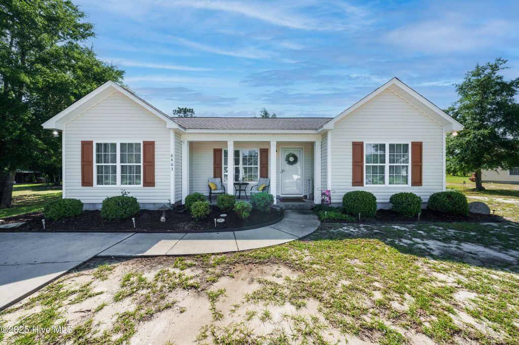 Photo of 8463 Heirloom Drive NE, Leland, NC 28451 (MLS # 100513069)