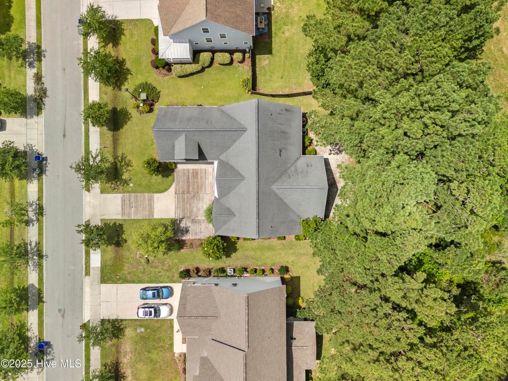 Photo of 112 N Brig Drive, Hampstead, NC 28443 (MLS # 100513534)