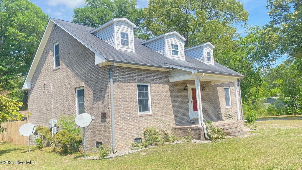 Photo of 3772 Old Maco Road NE, Leland, NC 28451 (MLS # 100502944)