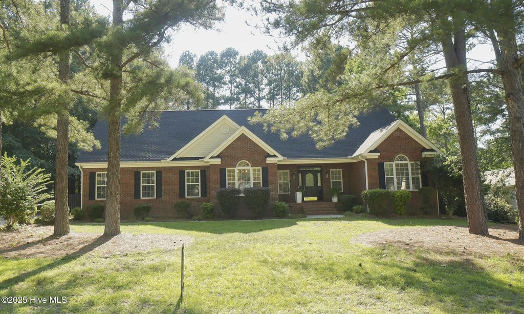 Photo of 145 Royal Woods Way, Whispering Pines, NC 28327 (MLS # 100539233)