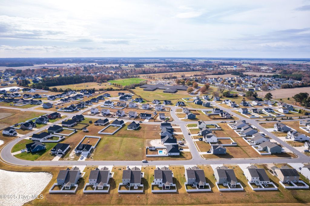 Photo of 302 Spinnaker Street #B, Elizabeth City, NC 27909 (MLS # 100543330)