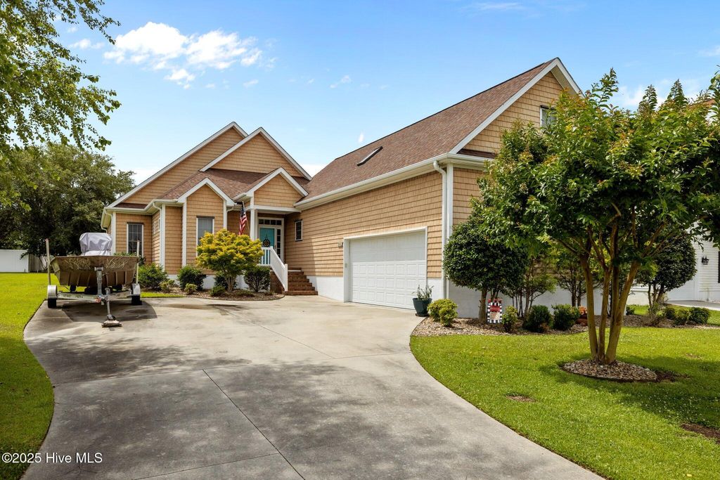 Photo of 211 Tidewater Drive, Newport, NC 28570 (MLS # 100510658)