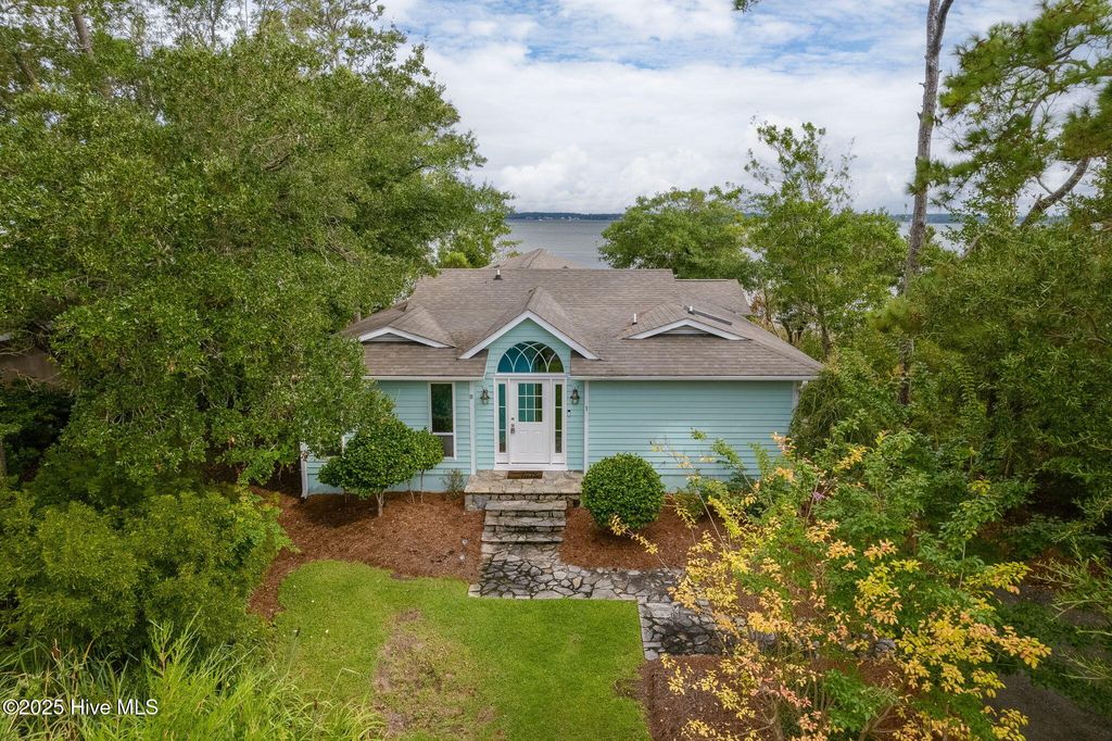 Photo of 1 West Court, Pine Knoll Shores, NC 28512 (MLS # 100525229)