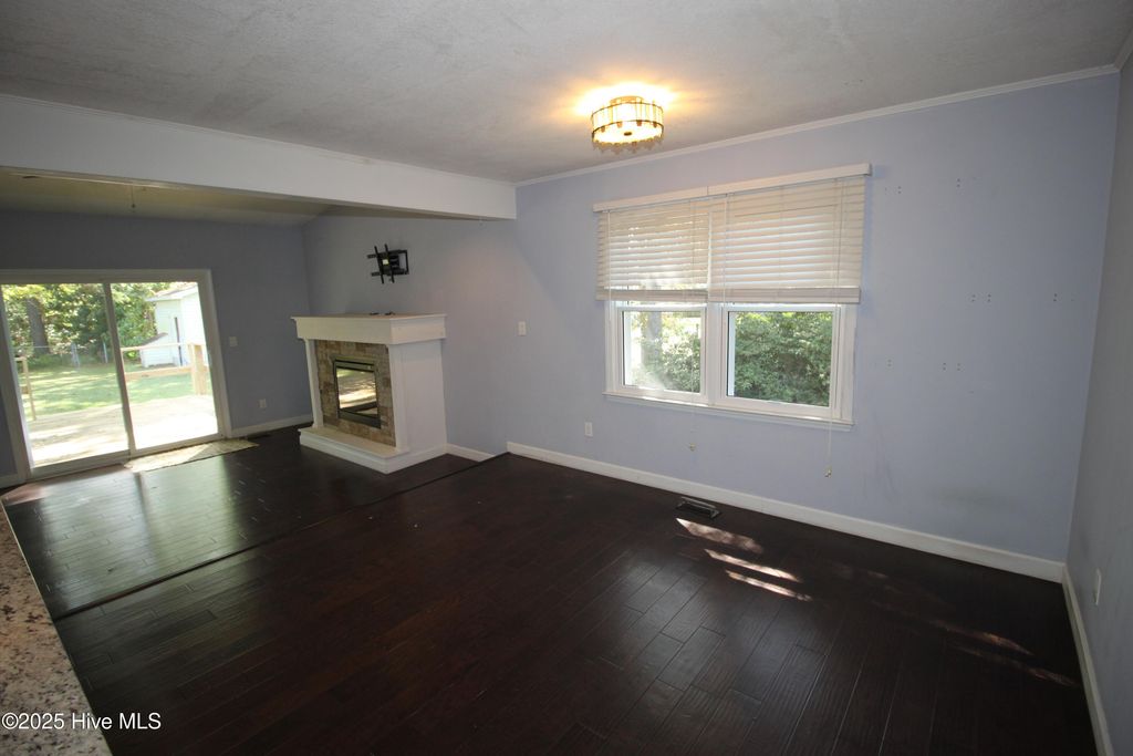 Photo of 3707 Country Club Road, Morehead City, NC 28557 (MLS # 100529550)