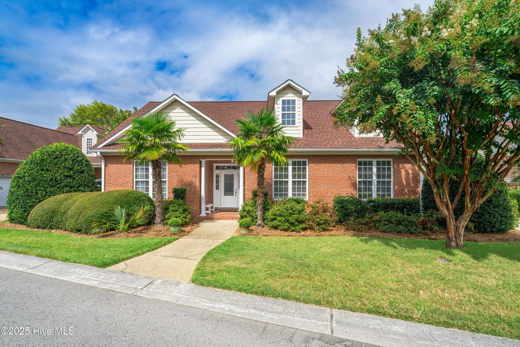 Photo of 1100 Pointe Summerset Drive, Wilmington, NC 28403 (MLS # 100532104)