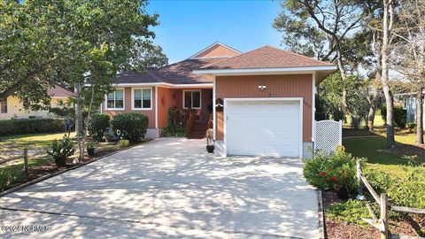 A home in Oak Island