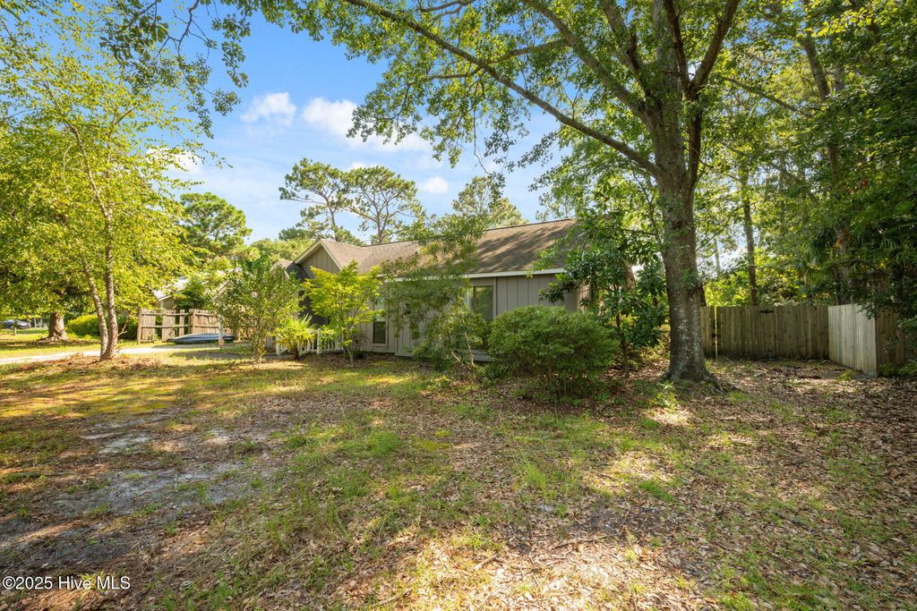 Photo of 3427 Sparrow Hawk Court, Wilmington, NC 28409 (MLS # 100528289)