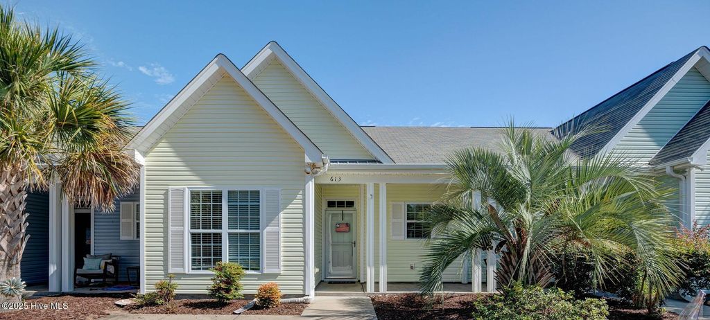Photo of 613 Saint Vincent Drive, Wilmington, NC 28412 (MLS # 100518444)