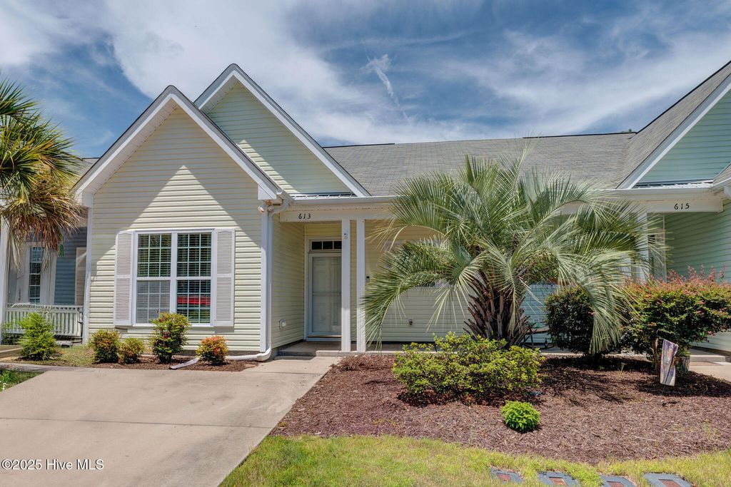 Photo of 613 Saint Vincent Drive, Wilmington, NC 28412 (MLS # 100518444)